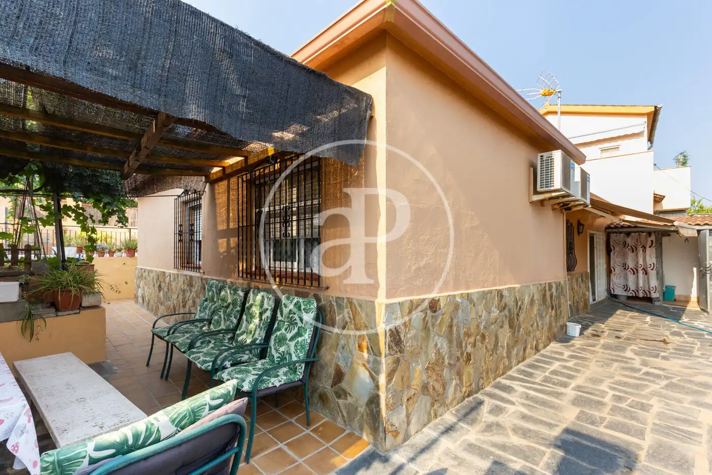 Terrace of Flat for sale in Rubí  with Air Conditioner, Heating and Private garden