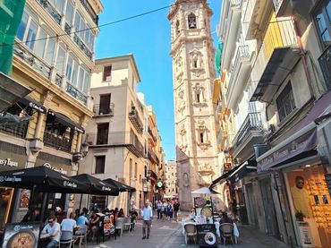 Pis amb balcó en venda a Calle JOFRENS 1