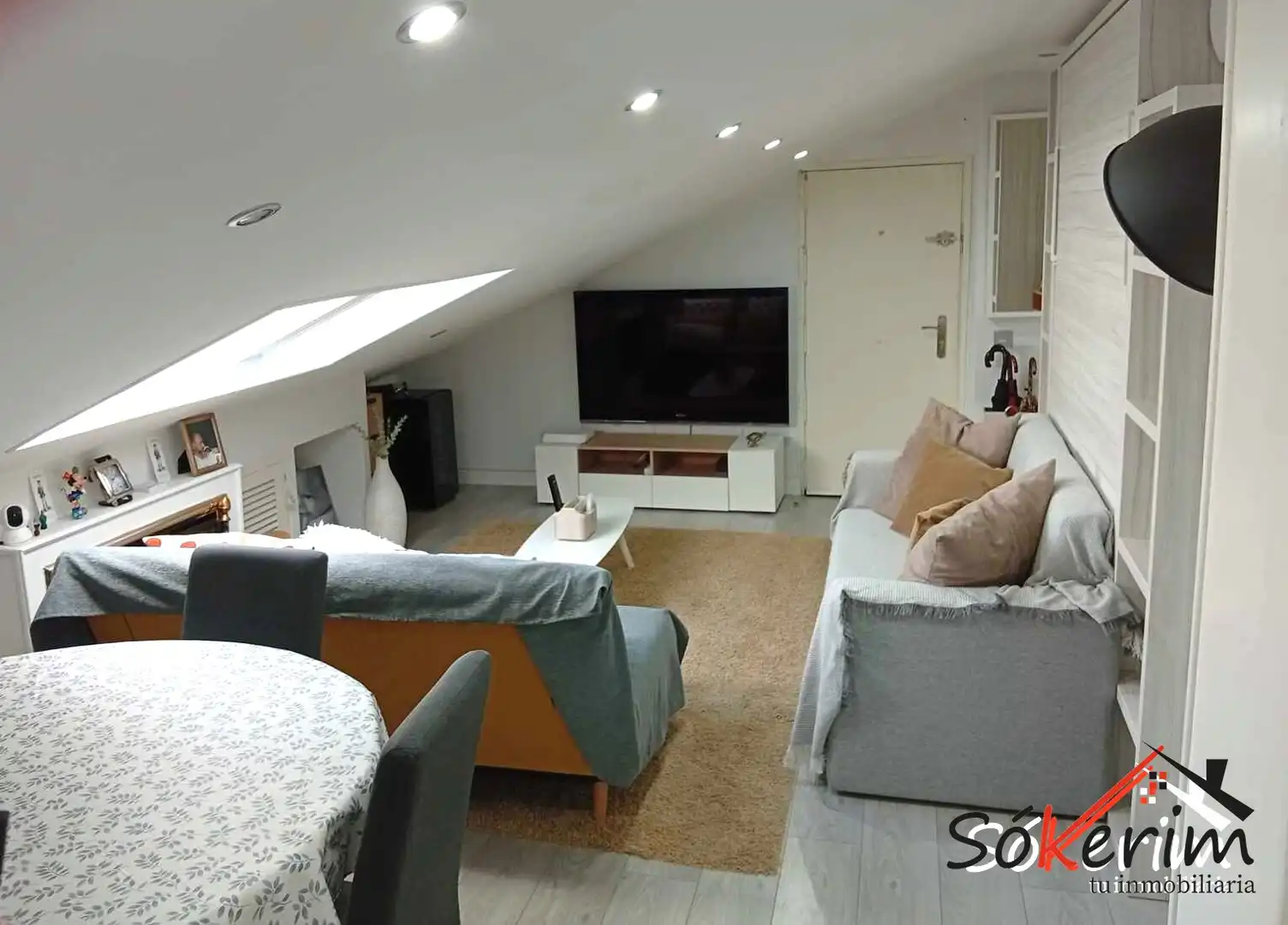 Wohnzimmer von Wohnung zum Verkauf in Madrid mit Klimaanlage und Heizung