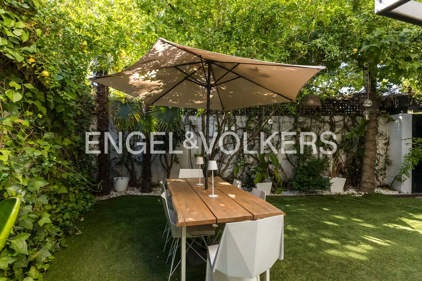 Terraza de Casa o chalet en venta en Madrid con Aire acondicionado, Calefacción y Jardín privado