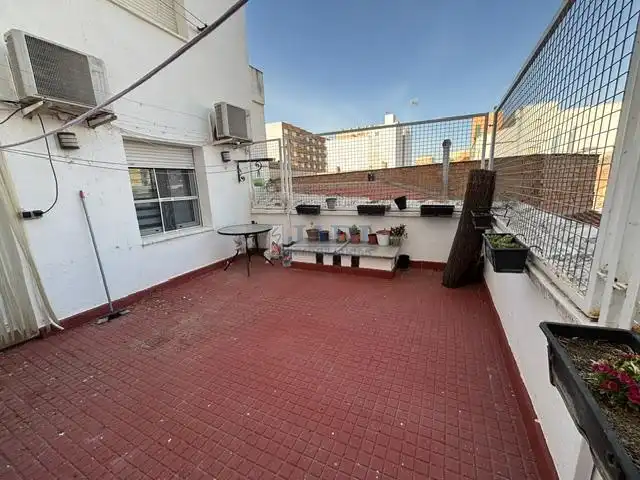 Terraza de Piso en venta en Valdepeñas con Calefacción y Trastero