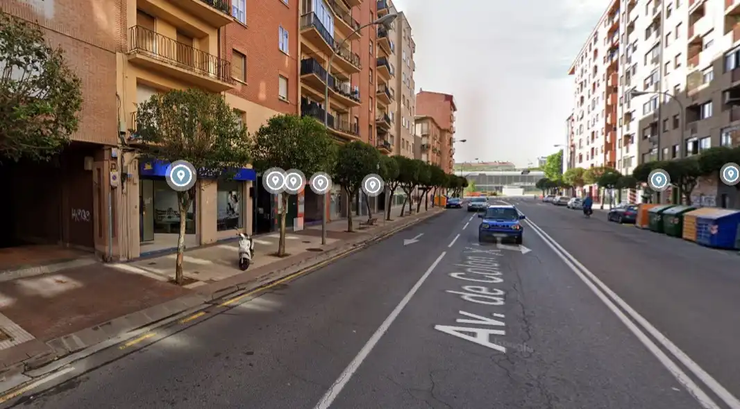 Locale commerciale in vendita a Avenida de Colón, imagen 2