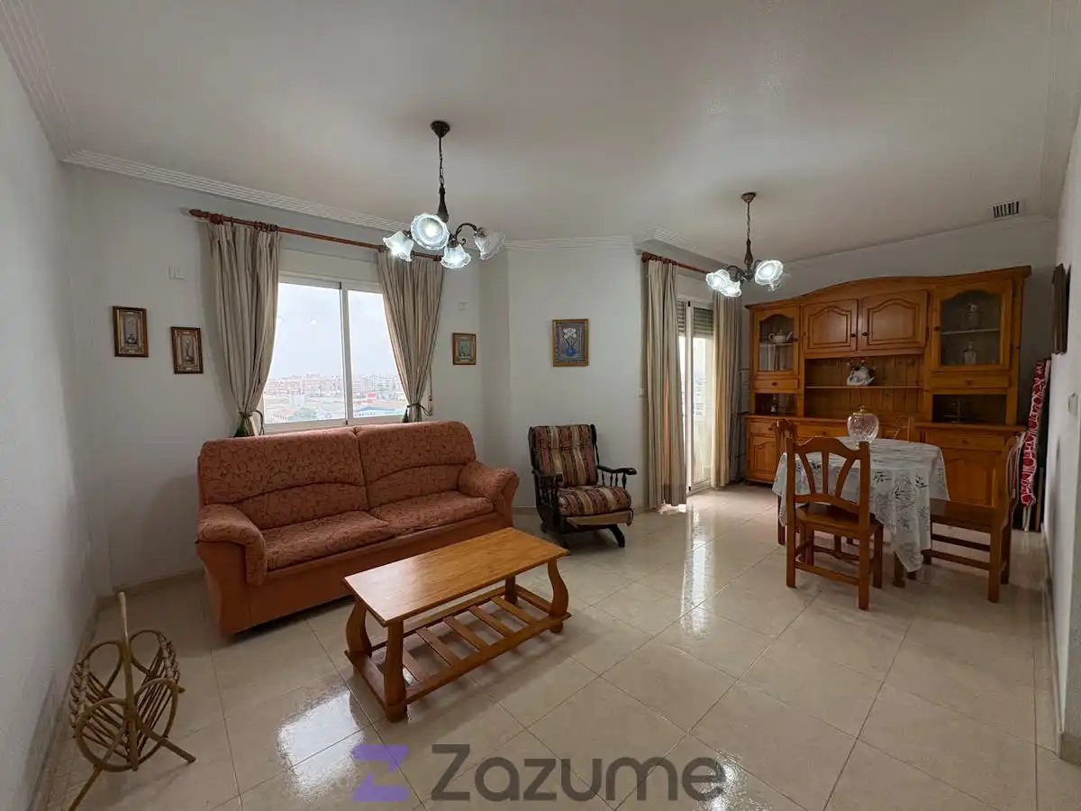 Sala de estar de Piso de alquiler en Torrevieja con Aire acondicionado, Calefacción y Terraza