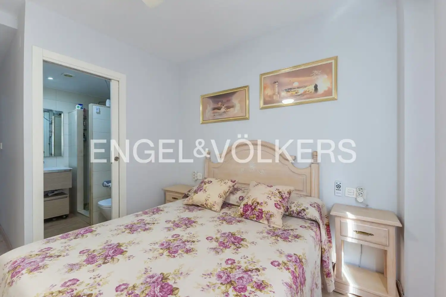 Bedroom of Flat for rent in Valencia  with Air Conditioner and Heating