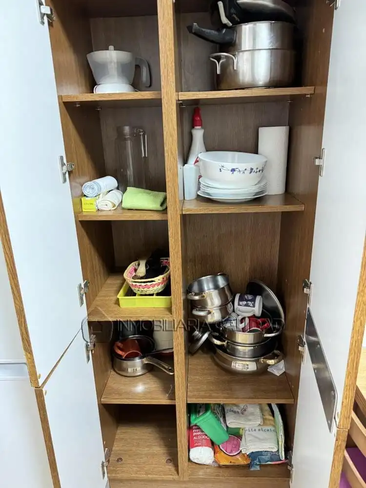Cuina de Pis de lloguer en Burgos amb Calefacció i Moblat