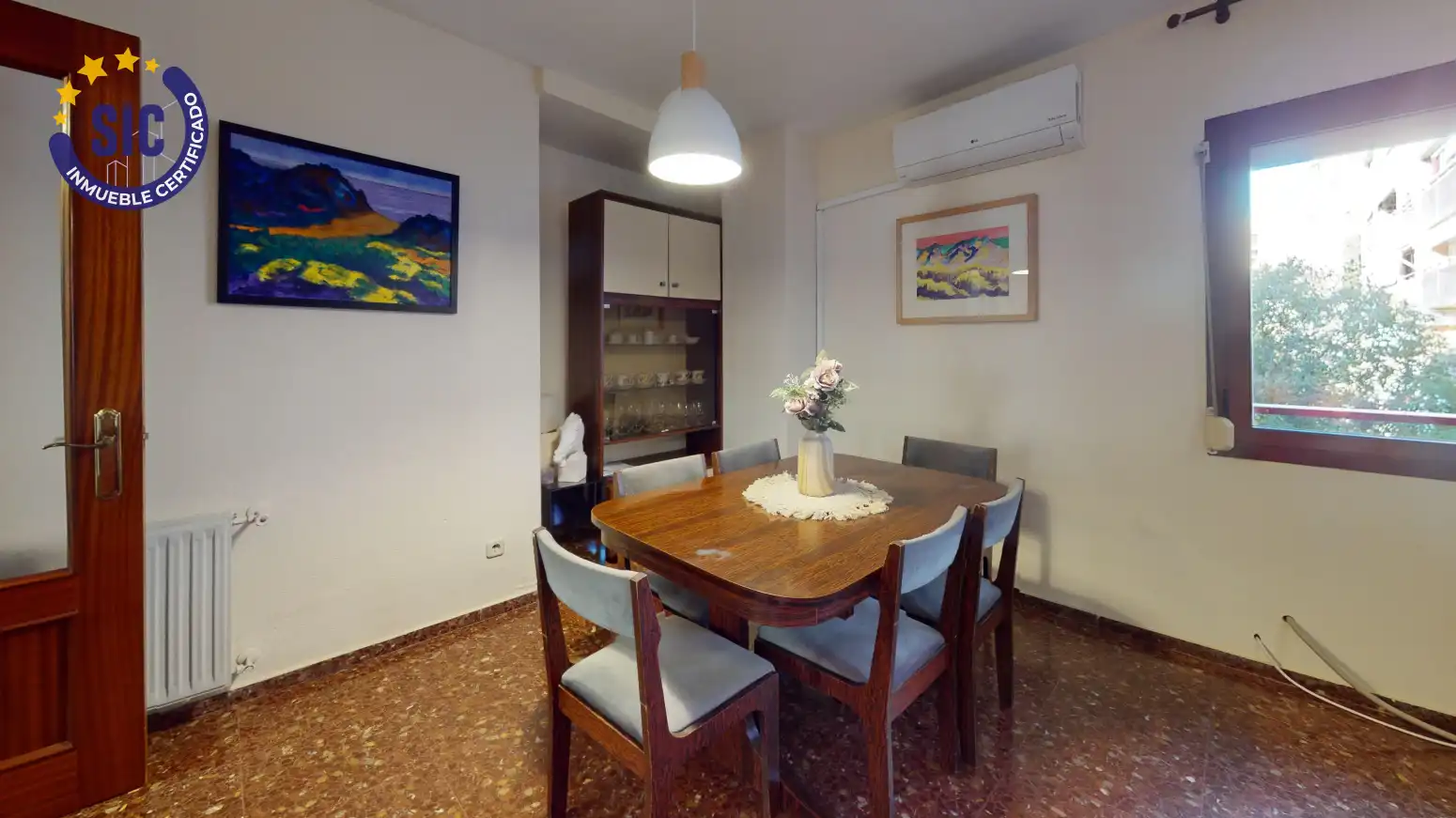 Comedor de Piso en venta en Valencia con Calefacción y Amueblado