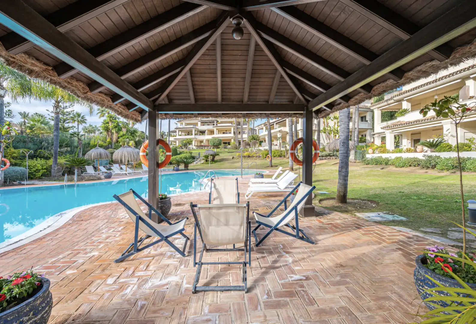 Terraza de Ático en venta en Marbella con Aire acondicionado, Terraza y Amueblado