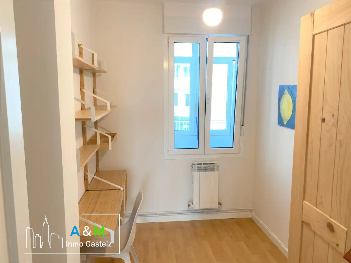 Pis de lloguer en Vitoria - Gasteiz amb Calefacció, Parquet i Terrassa