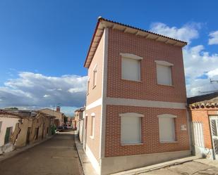 Vista exterior de Casa o xalet en venda en Carpio