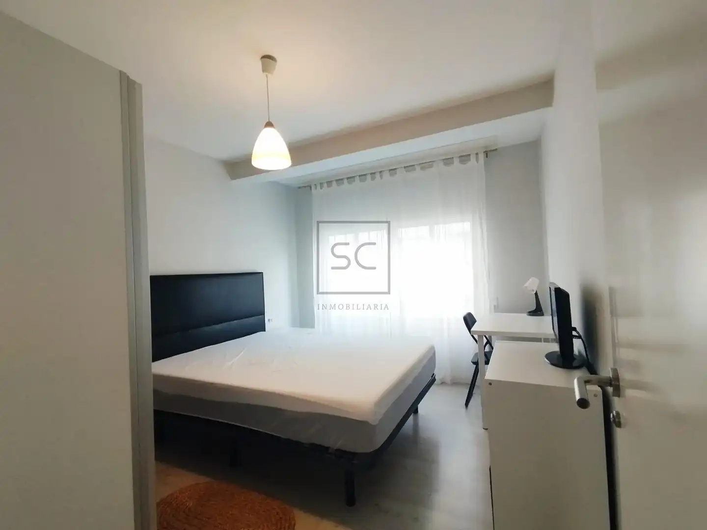 Bedroom of Flat for rent in Ferrol  with Heating and Furnished