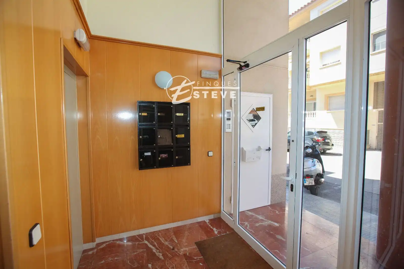 Flat with lift for sale in Bages, imagen 13