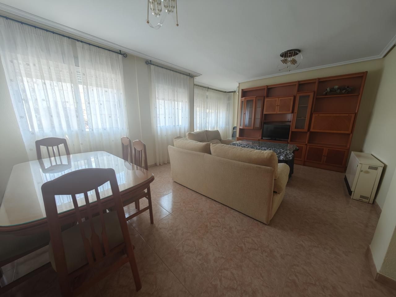 Flat to share in Alonso Quiros, Los Pinos - El Pilar, Plasencia