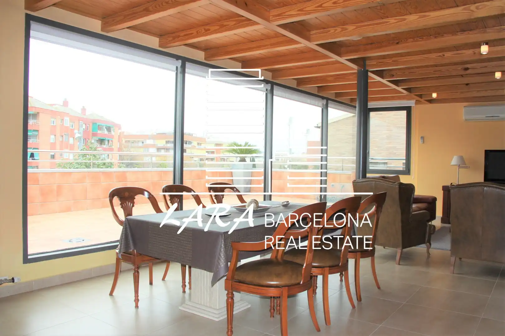 Casa o chalet de alquiler con opción a compra en Viladecans con Aire acondicionado, Calefacción y Jardín privado