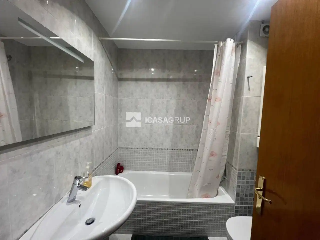 Bathroom of Detached homes for rent in Sant Cugat del Vallès  with Air Conditioner, Heating and Terrace
