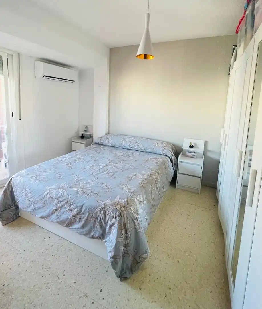 Habitación de Apartamento en venta en Benidorm con Aire acondicionado, Calefacción y Amueblado