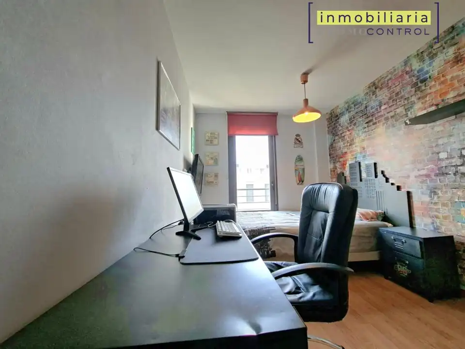 Habitación de Piso en venta en Zuera con Aire acondicionado, Calefacción y Parquet
