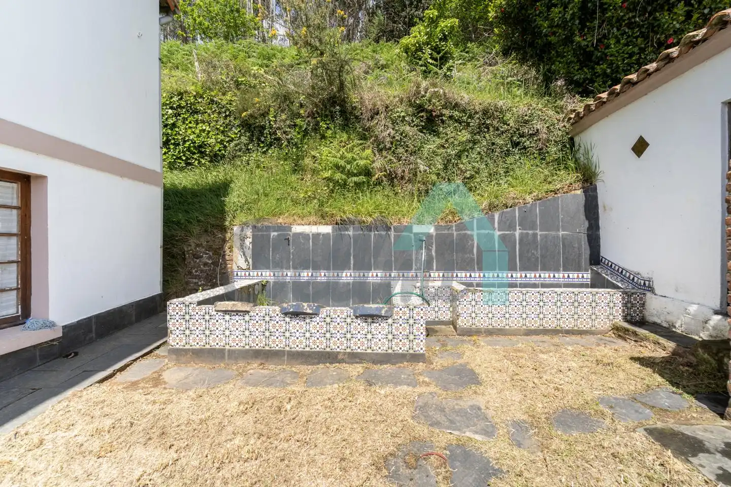 Garten von Einfamilien-Reihenhaus zum Verkauf in Carreño mit Heizung, Privatgarten und Parkett