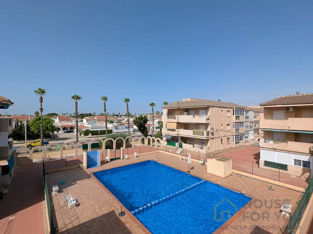 Piscina de Piso en venta en Los Alcázares