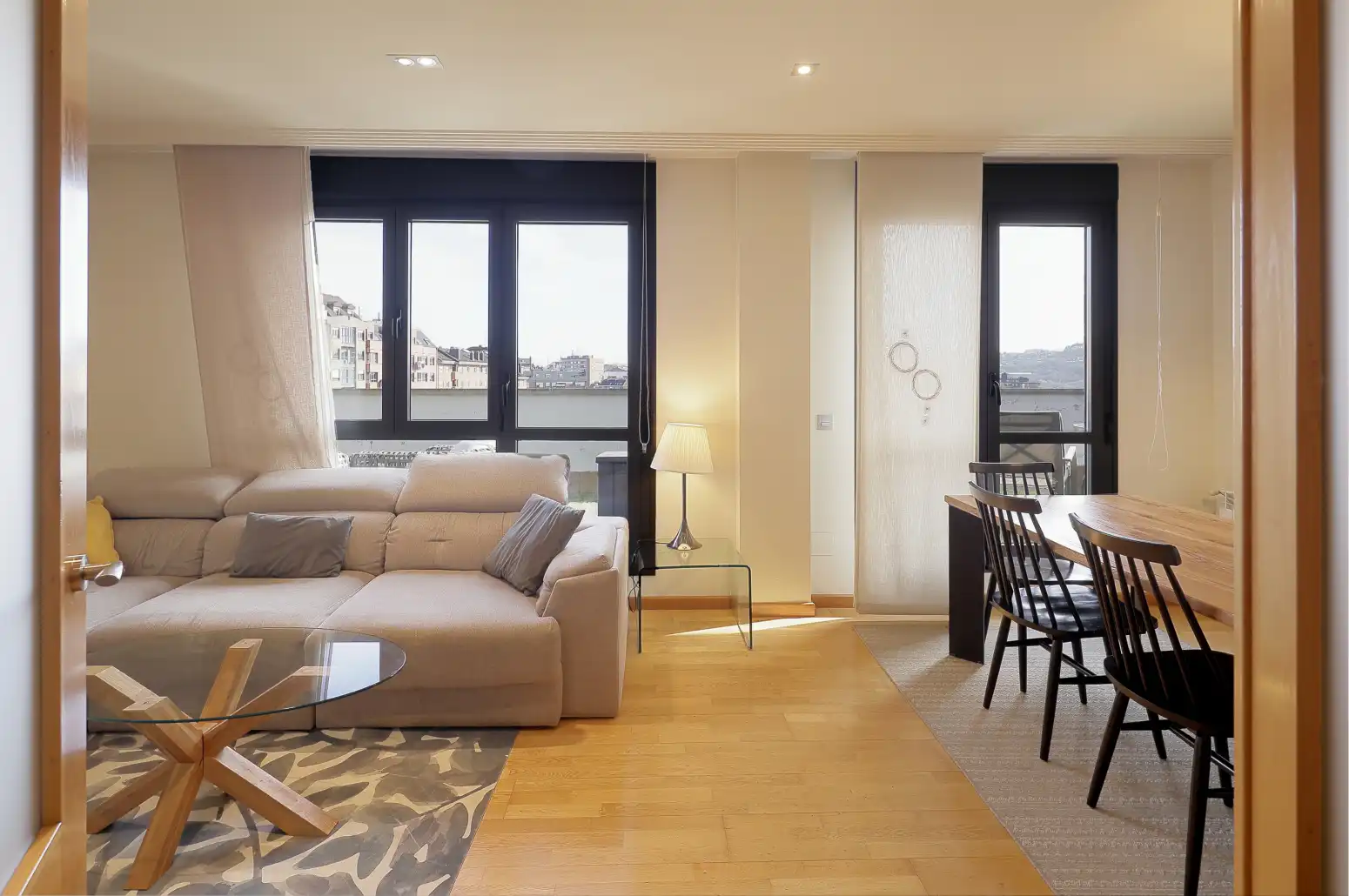 Sala de estar de Ático en venta en Oviedo  con Calefacción, Terraza y Trastero