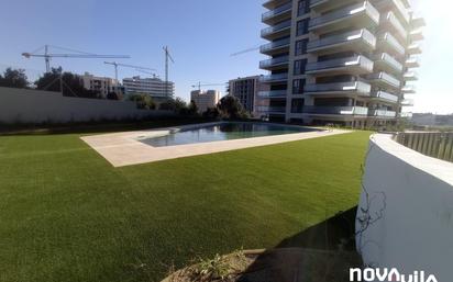 Piscina de Planta baixa en venda en Gavà amb Aire condicionat, Calefacció i Jardí privat