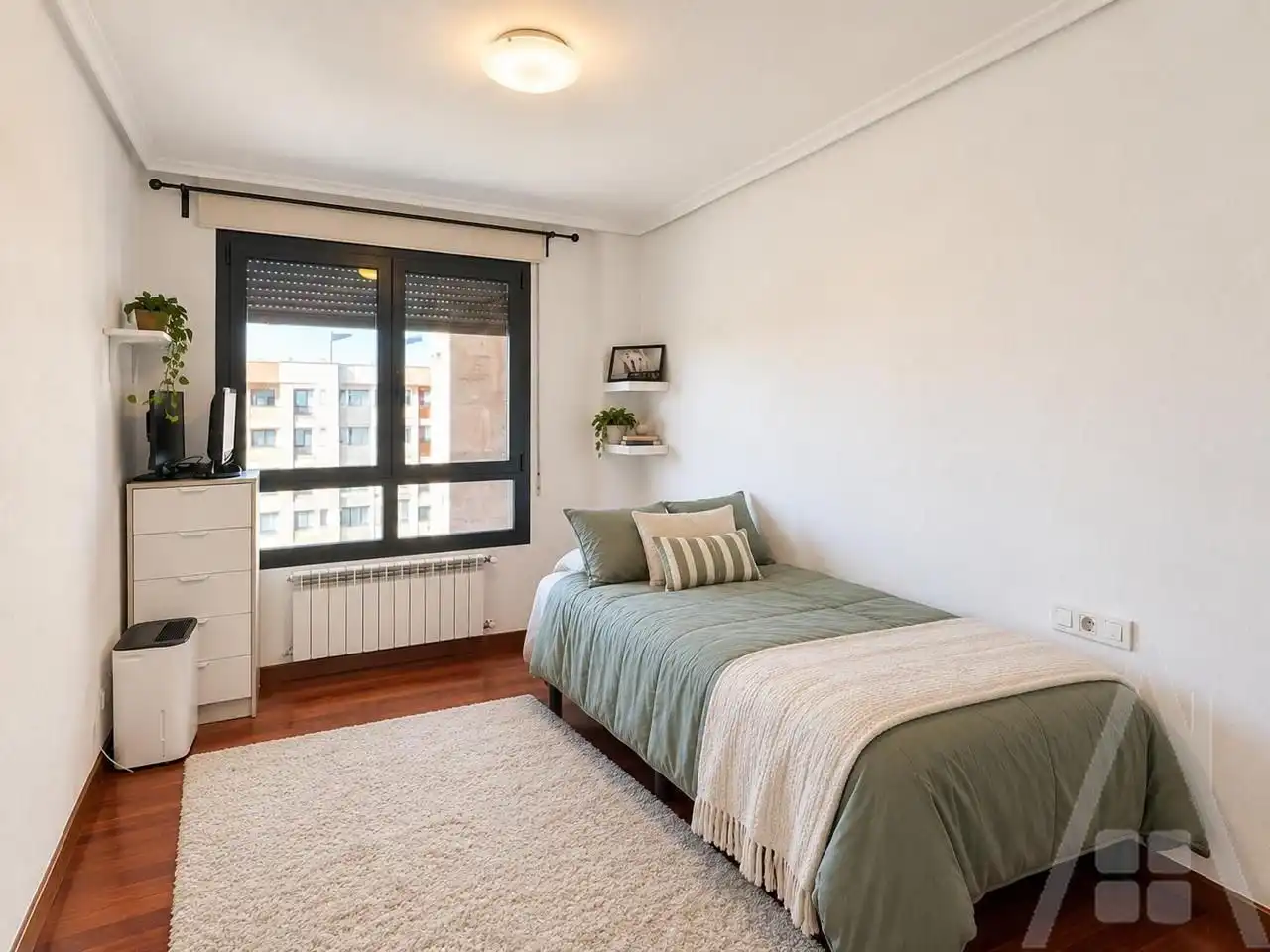 Attic for sale in Etxebarri, Bizkaia