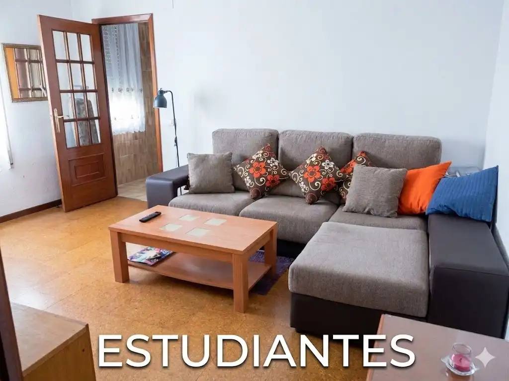 Flat for rent in Calle TORRECEDEIRA, Berbés - Peritos