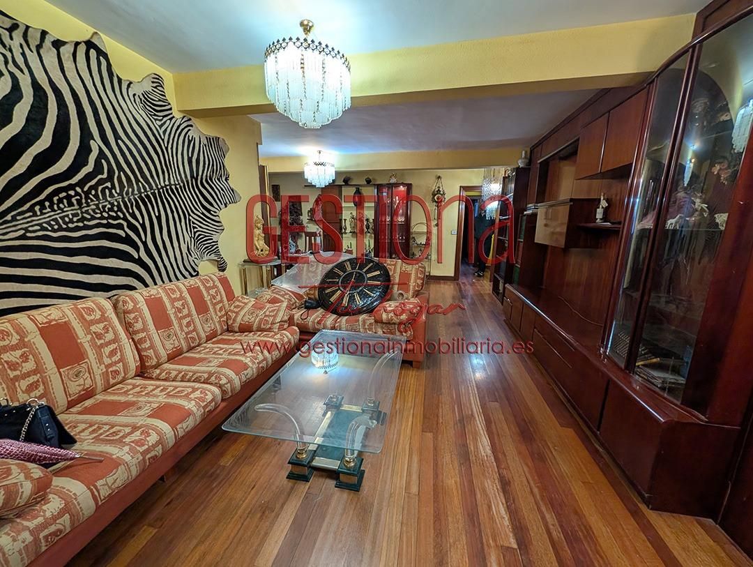 Living room of Flat for sale in Bilbao   with Heating, Terrace and Storage room