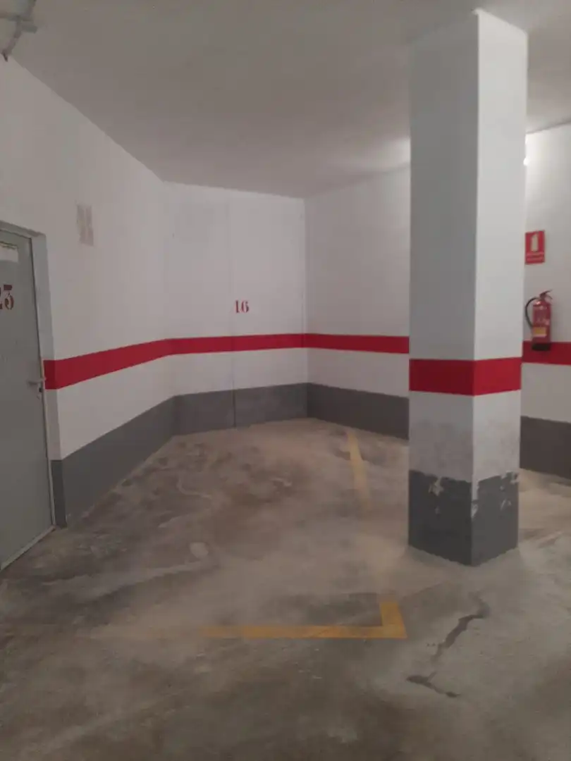 Parking de Piso en venta en Toràs con Terraza y Trastero