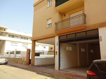 Local commercial à vendre à Calle Carlos V 22