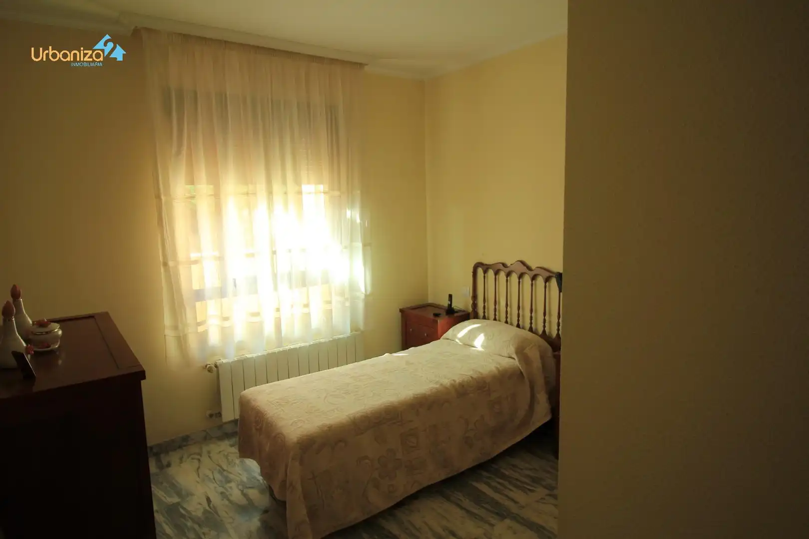 Flat with lift for sale in Calle HIERBABUENA LA, imagen 24