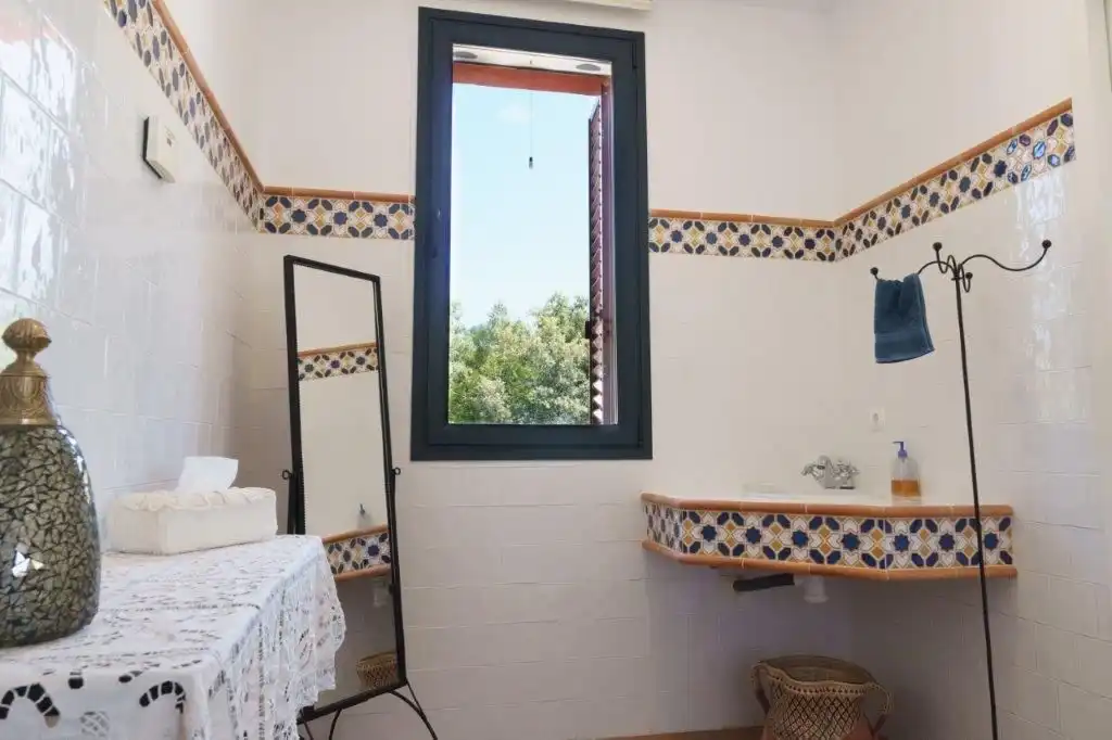 Baño de Casa o chalet en venta en Santiago-Pontones con Aire acondicionado, Jardín privado y Terraza