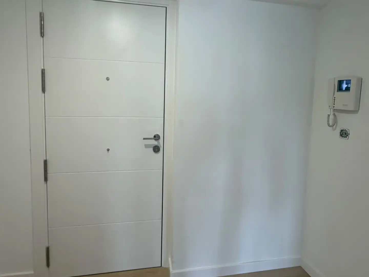 Pis en venda en A Coruña Capital  amb Parquet, Moblat i Balcó