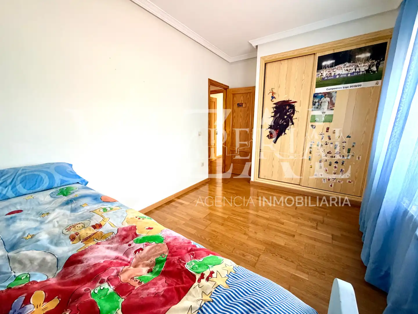 Dormitori de Casa o xalet en venda en Barcience amb Aire condicionat, Calefacció i Jardí privat