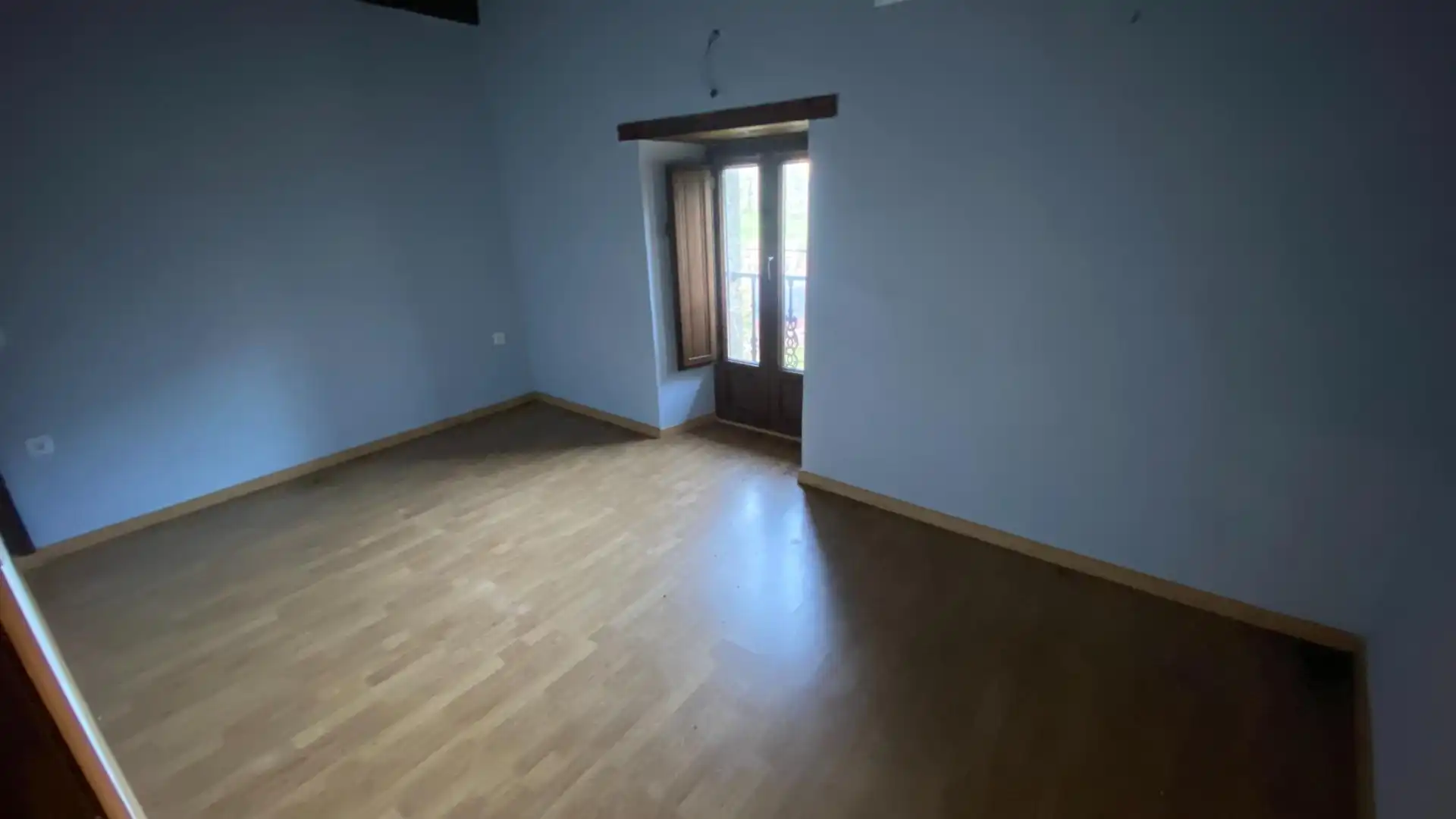 Sala d'estar de Casa o xalet en venda en Pesaguero amb Jardí privat