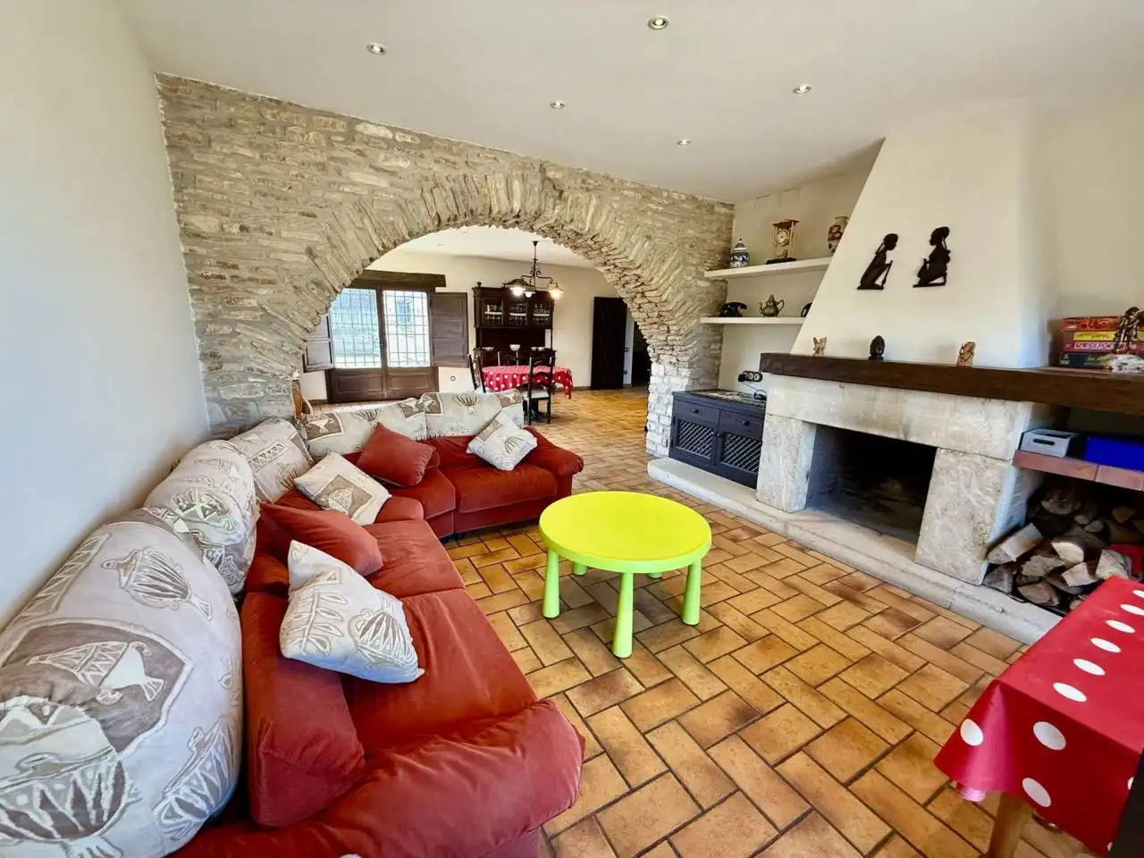 Sala d'estar de Casa o xalet en venda en Montornès del Vallès amb Calefacció, Jardí privat i Terrassa