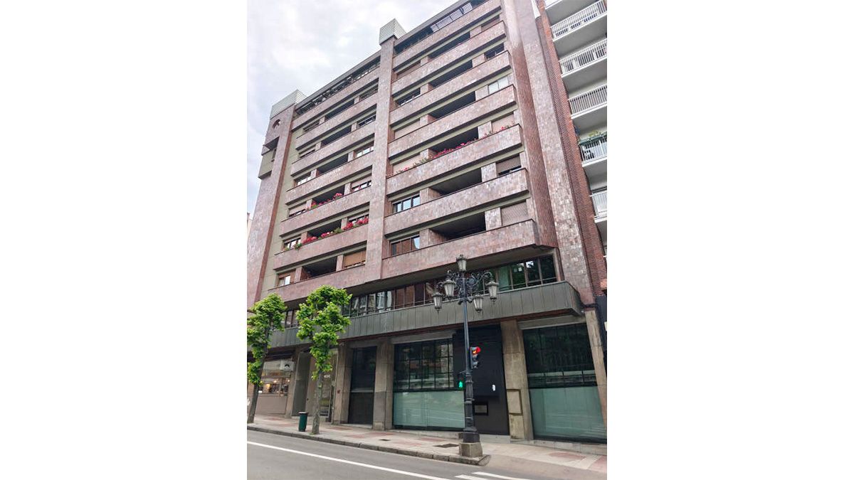 Local en venda a CONDE DE TORENO, 17, Parque San Francisco - Uría