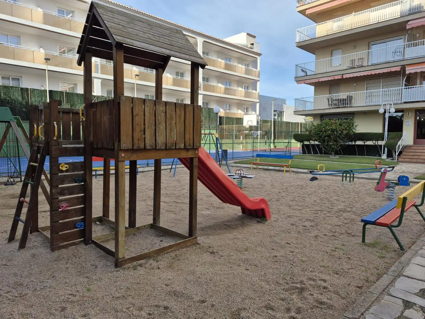 Parking de Apartamento en venta en Malgrat de Mar con Calefacción y Piscina comunitaria