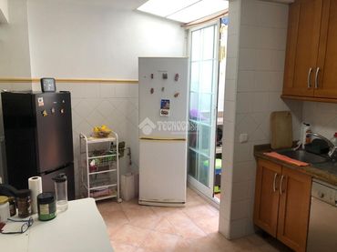 Pis amb balcó en venda a Campoamor - Altozano