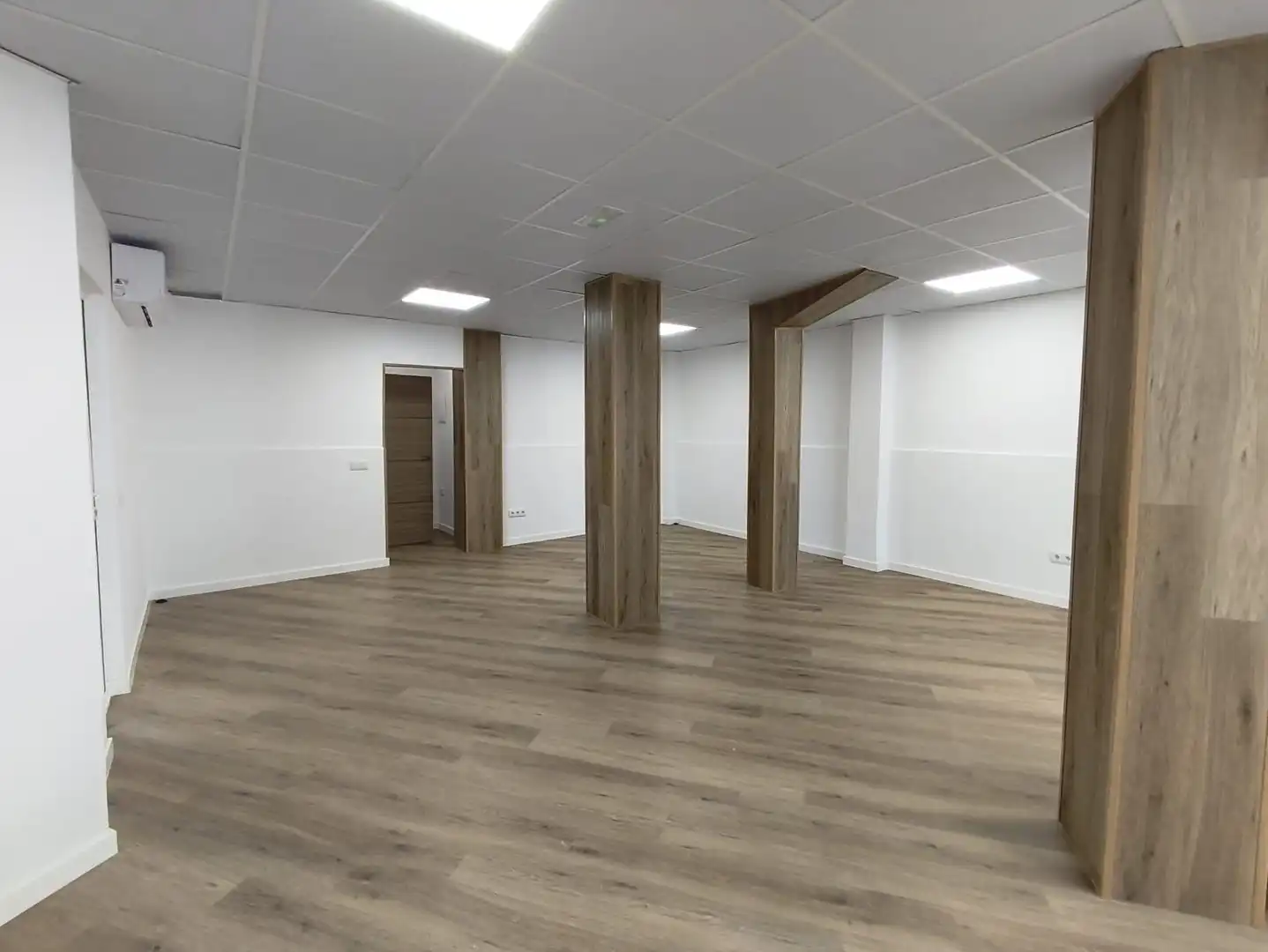 Business premises to rent in Calle Calle Cardenal Benlloch, imagen 8