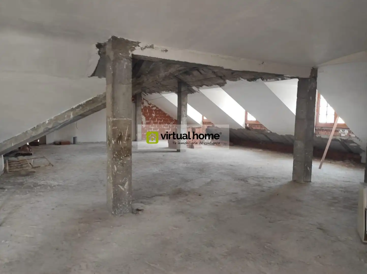 Casa o xalet en venda en La Puebla de Almoradiel amb Aire condicionat