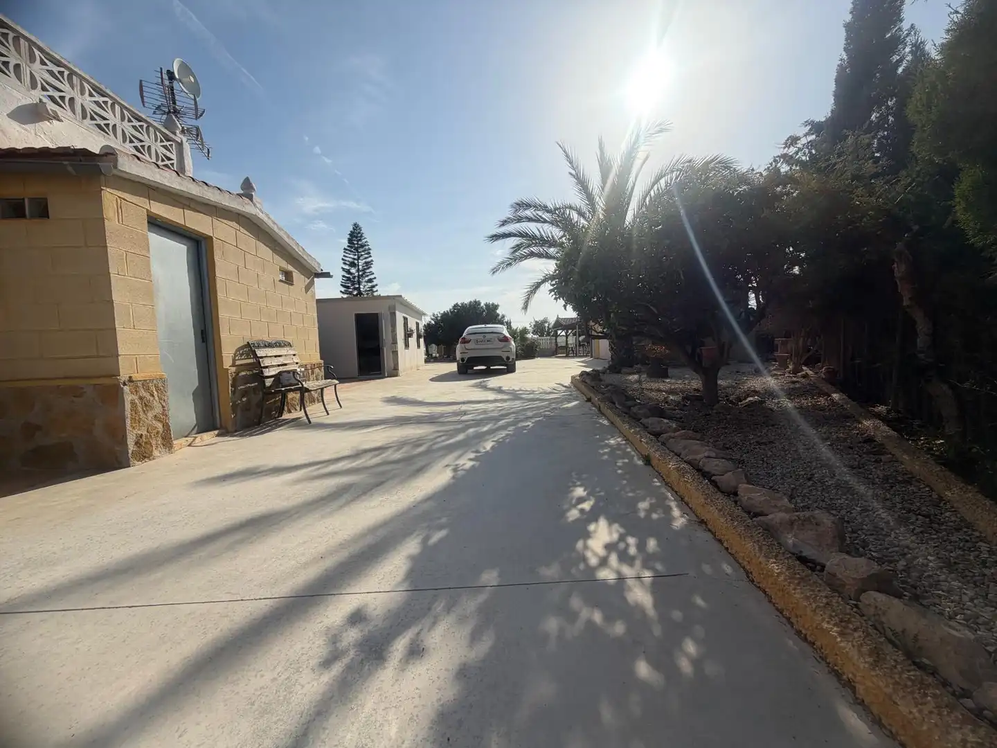 Aparcament de Casa o xalet en venda en Elche / Elx amb Aire condicionat, Jardí privat i Terrassa