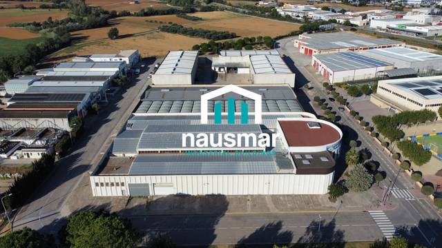 Nave industrial en Venta en Vilamalla
