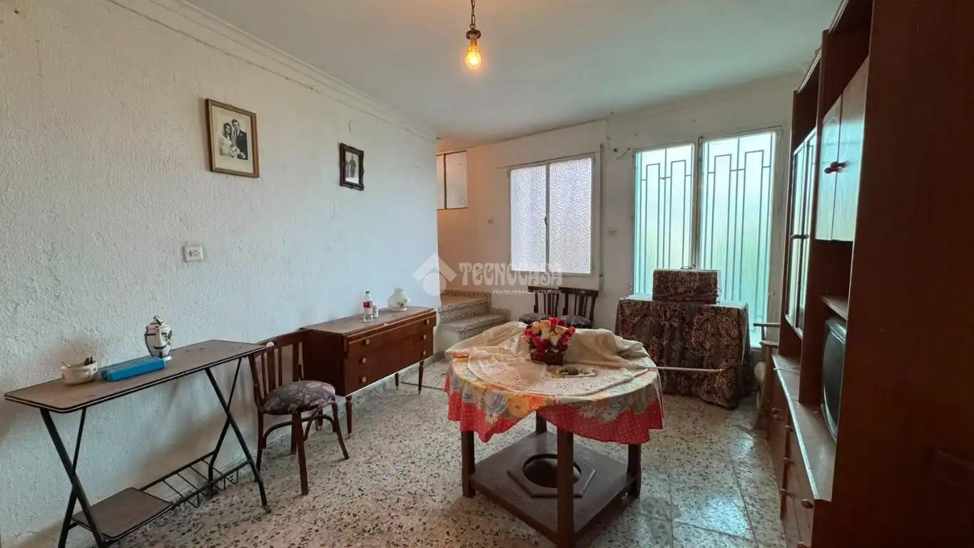 Sala de estar de Casa adosada en venta en Rubite con Calefacción y Balcón