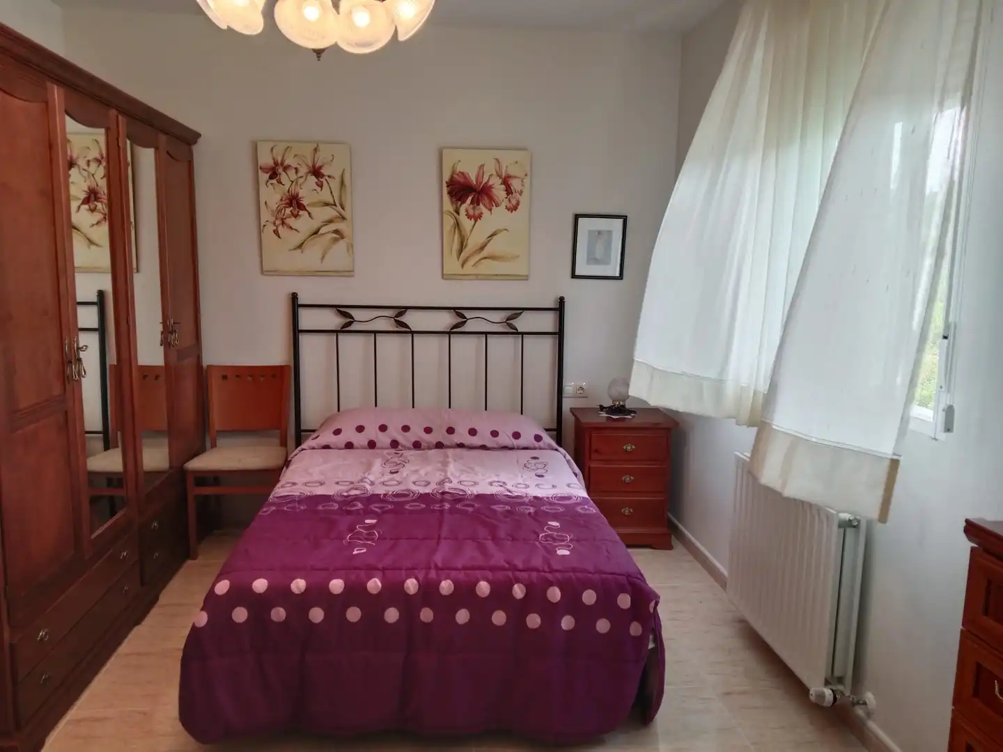 Schlafzimmer von Einfamilien-Reihenhaus zum Verkauf in Venialbo mit Heizung, Privatgarten und Balkon