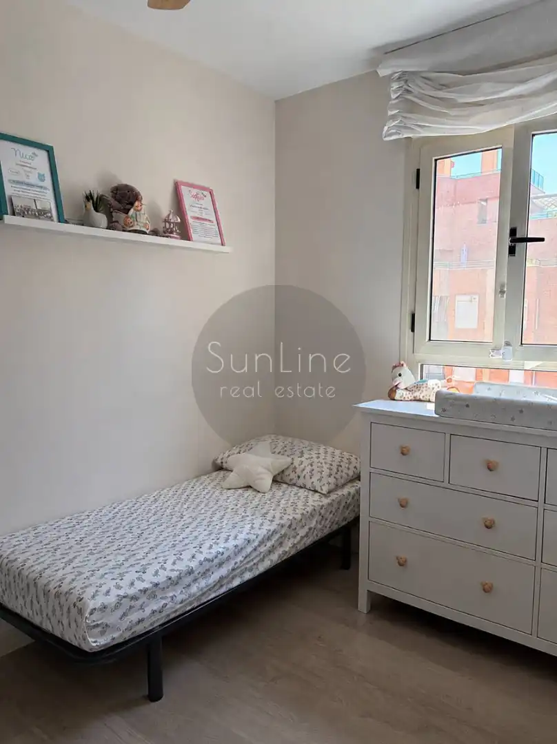 Habitación de Piso en venta en Valencia con Aire acondicionado, Terraza y Trastero