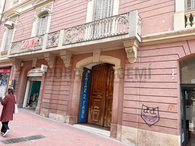 Local comercial en Alquiler en Sant Pere en Barri del Centre