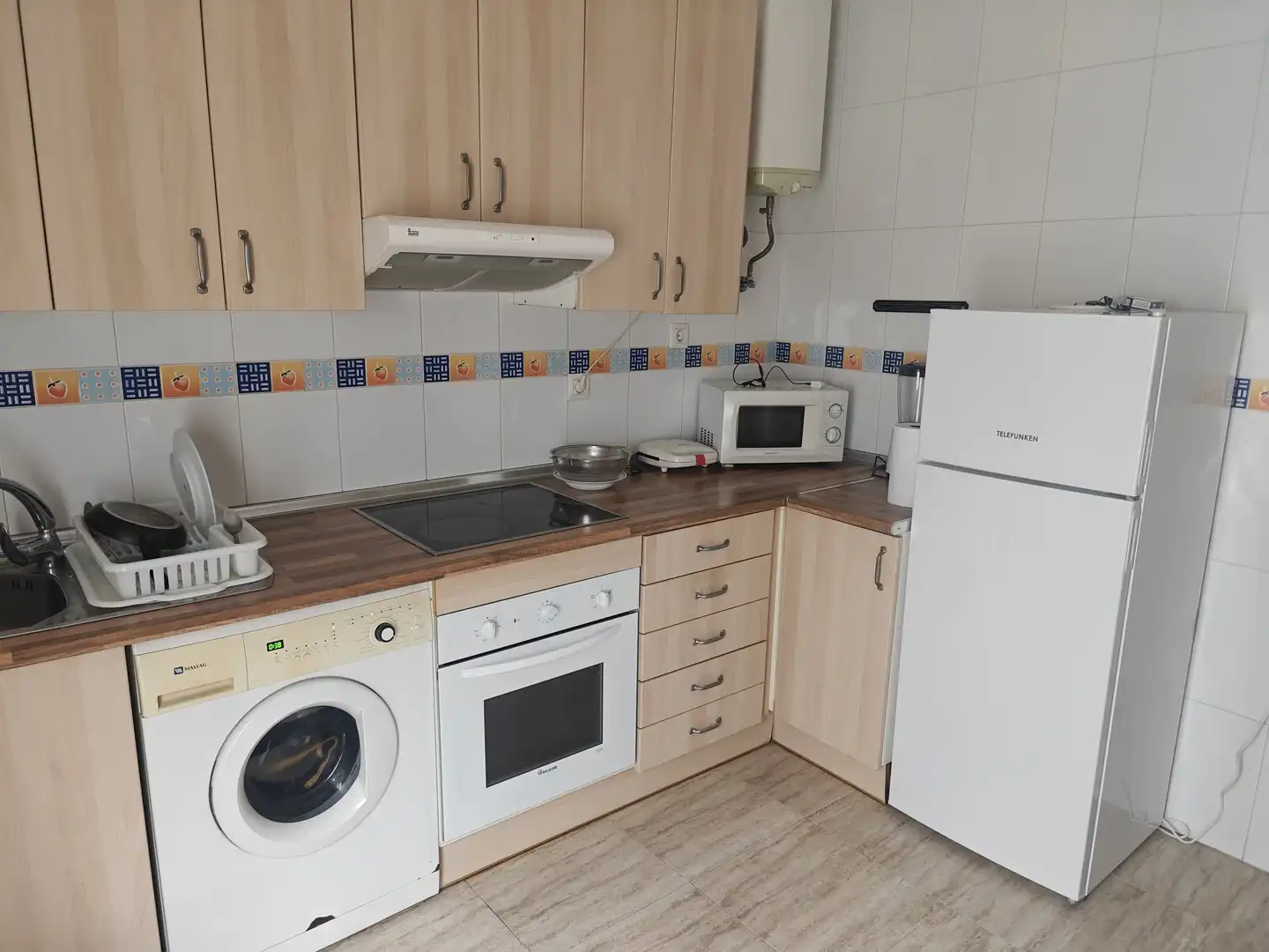 Cocina de Planta baja en venta en Quintanar de la Orden con Calefacción, Parquet y Amueblado