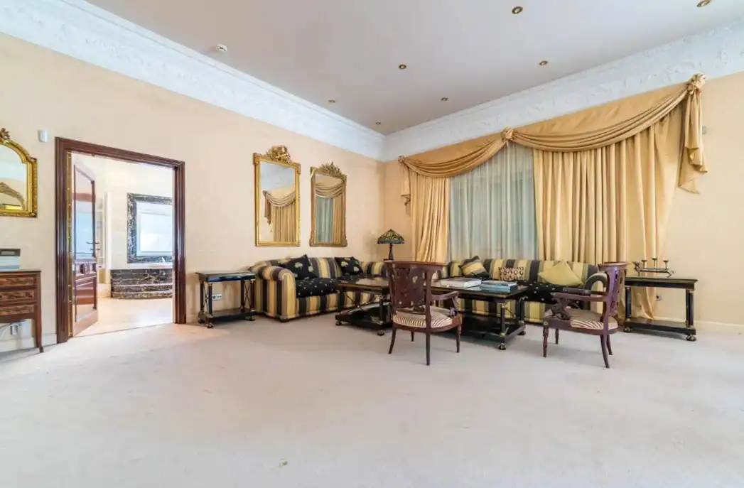 Sala de estar de Casa o chalet en venta en Madrid con Aire acondicionado, Calefacción y Jardín privado