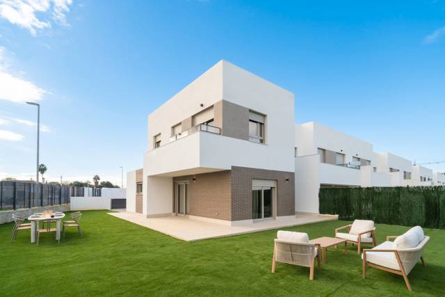 Casa-chalet en Venta en  DEL FLAMENCO 12, -1 en Bellavista