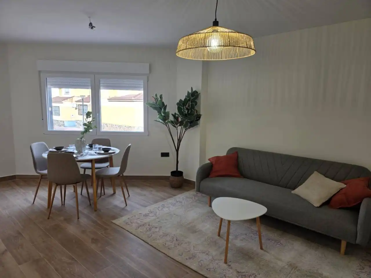 Sala de estar de Casa adosada en venta en Pozo Cañada con Calefacción y Piscina comunitaria